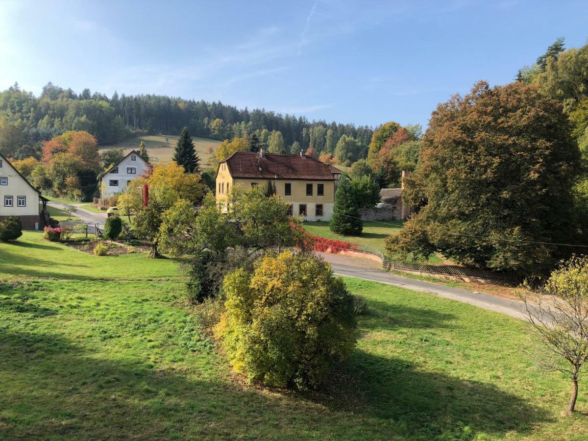 ホテル Zum Waldfrieden ノイホーフ エクステリア 写真
